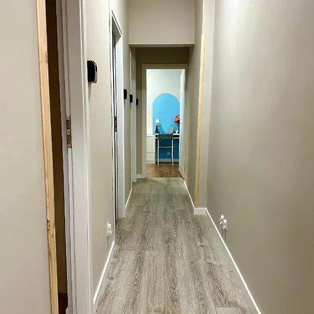 Проживание в семье Mmrent Mountain *